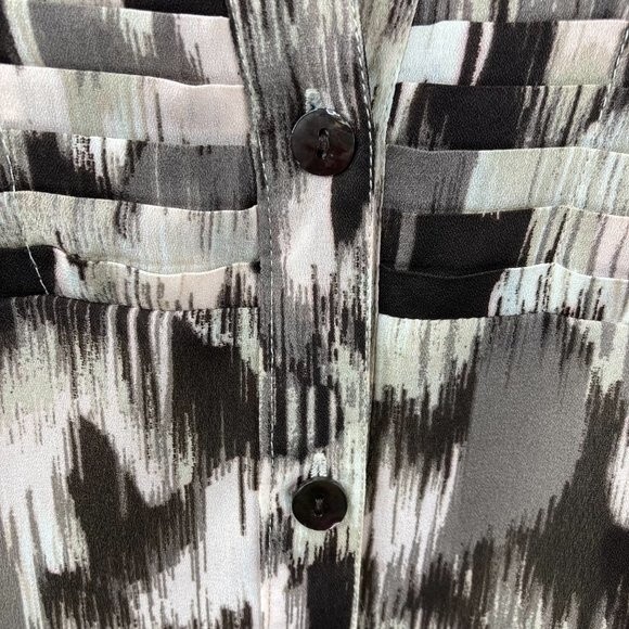 Chicos Lightweight Blouse Button Up 3/4 Sleeve Semi Sheer Size 2 = Large Brown - Picture 9 of 10